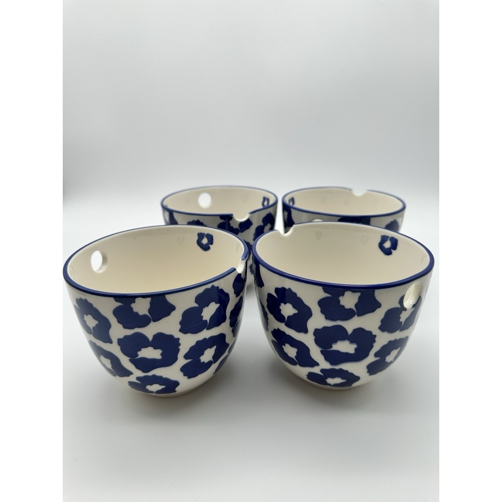CROFTON 21‎ oz Noodle Bowls - Blue & White  Flower Design Set 4